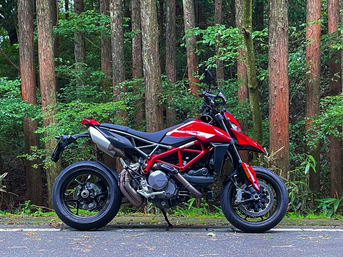 Hypermotard 950 の初回点検が終わったのでざっくりインプレ - moto.michimani.net